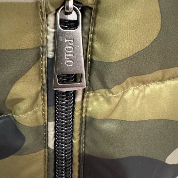 Polo Ralph Lauren Camo Down Jacket - Picture 2 of 4
